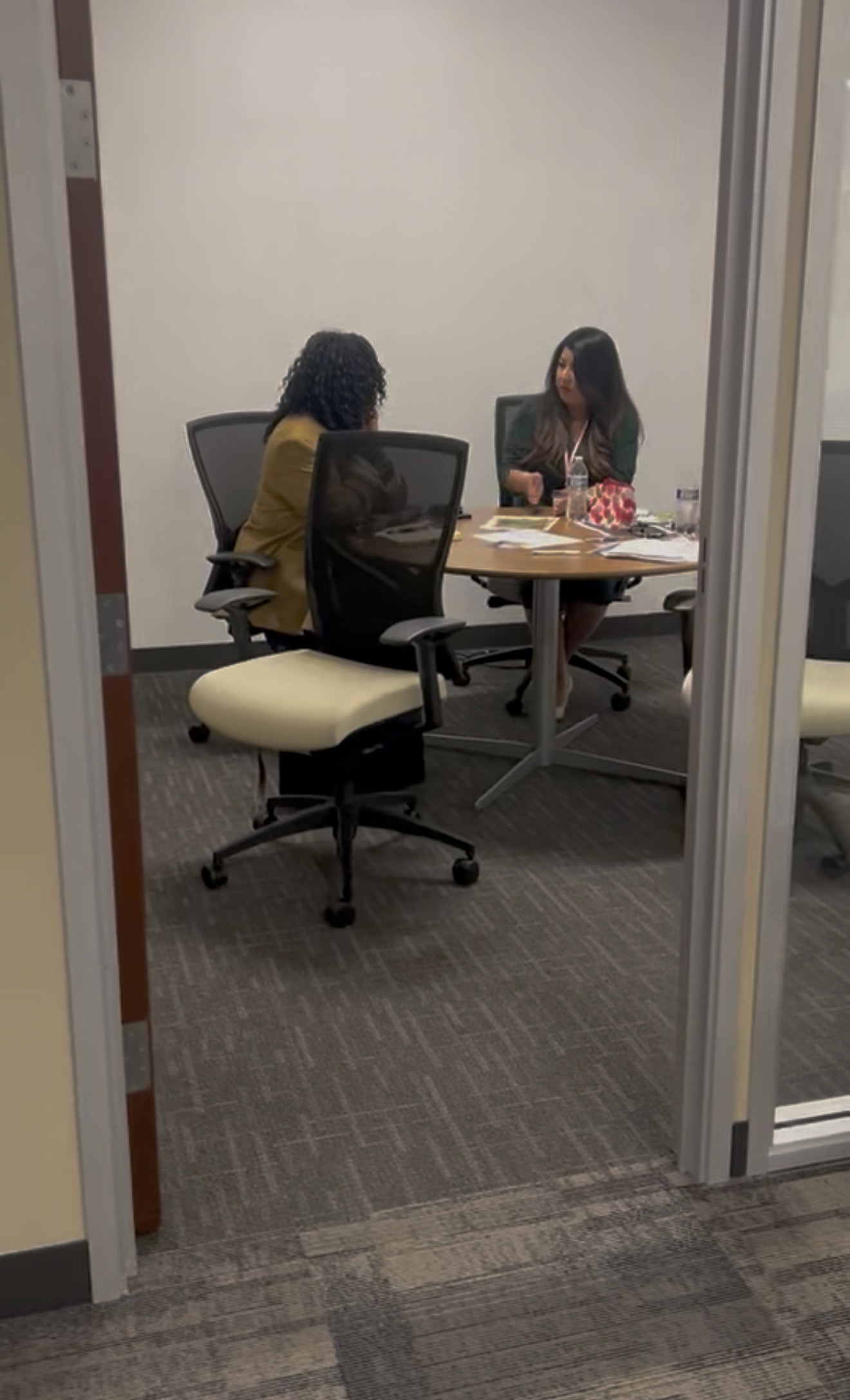 Women connecting at Boss Ladies Santa Clarita